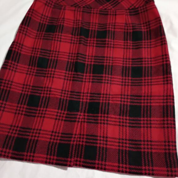 L.L.Bean Buffalo Plaid Wool-Blend 10 Fully-Lined Mini-Skirt Favorite Fit - Picture 4 of 9